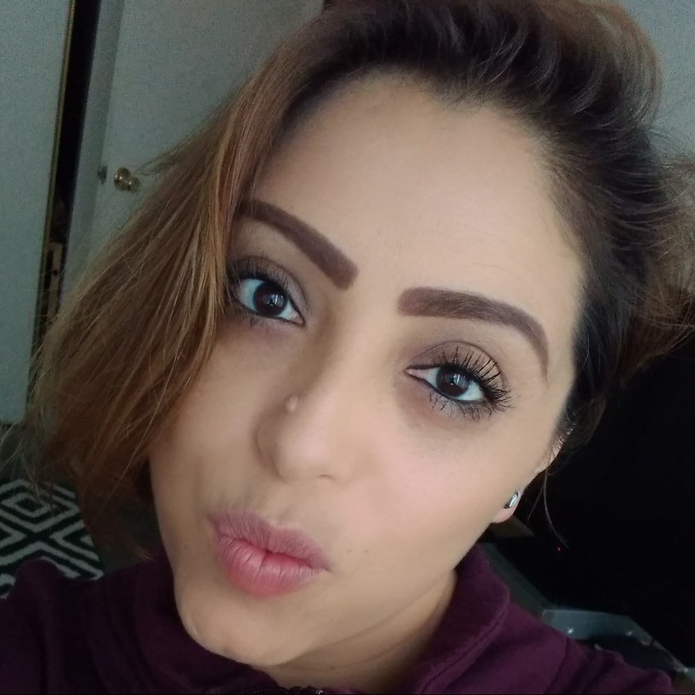 Meet your Posher, Haydee